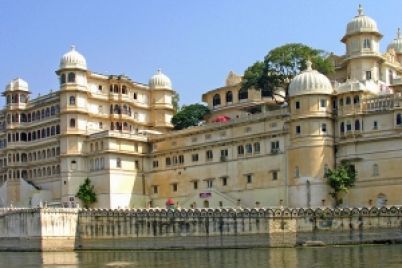 1024px-City_Palace_of_Udaipur-1s8v7rjnemmln5wf6b4150c3dn9uj16i2poath67bbfo.jpg