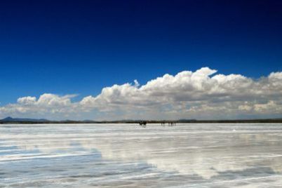 1024px-Vista_del_Salar_de_Uyuni-6fa9m7payzp6uakfvjg8gz3jwze8lntowzpwehqhk00.jpg